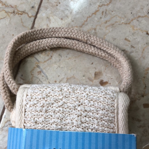 NWT Bath back scrubber & handmade emollient soap - Picture 3 of 9